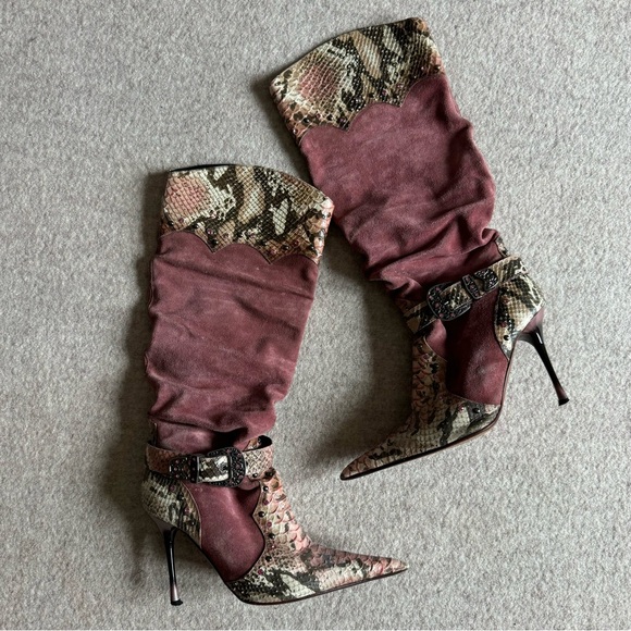 El dantes pink suede and snake print knee high boots with a belt buckle detail - Picture 1 of 4